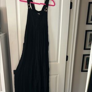 Black Sleeveless Jumpsuit